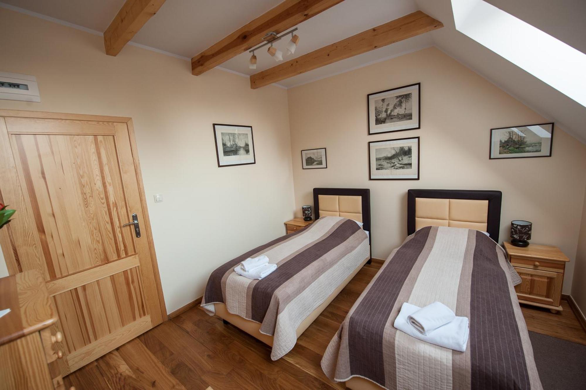 Hotel Siedem Drzew Biskupice  Zimmer foto