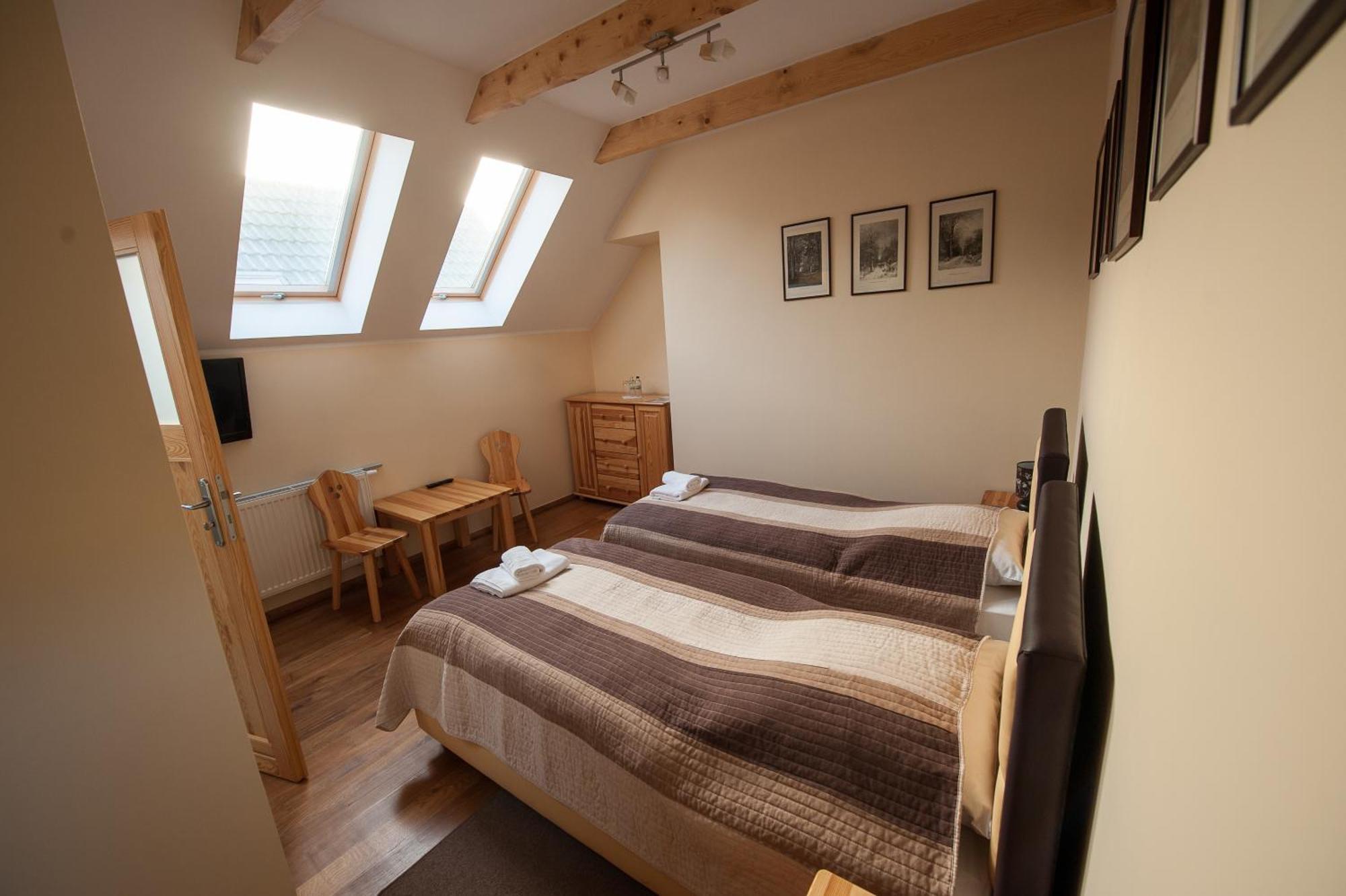 Hotel Siedem Drzew Biskupice  Zimmer foto